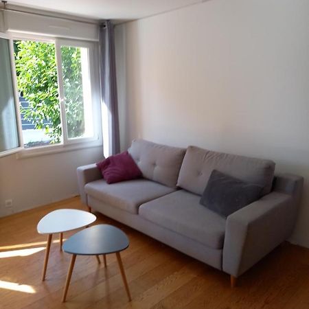 Nantes Aeroport 1-5 Couchages-Parking-Jardin Bouguenais Exterior photo