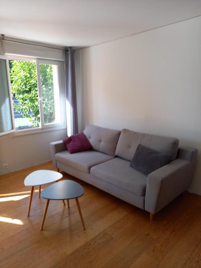 Nantes Aeroport 1-5 Couchages-Parking-Jardin Bouguenais Exterior photo